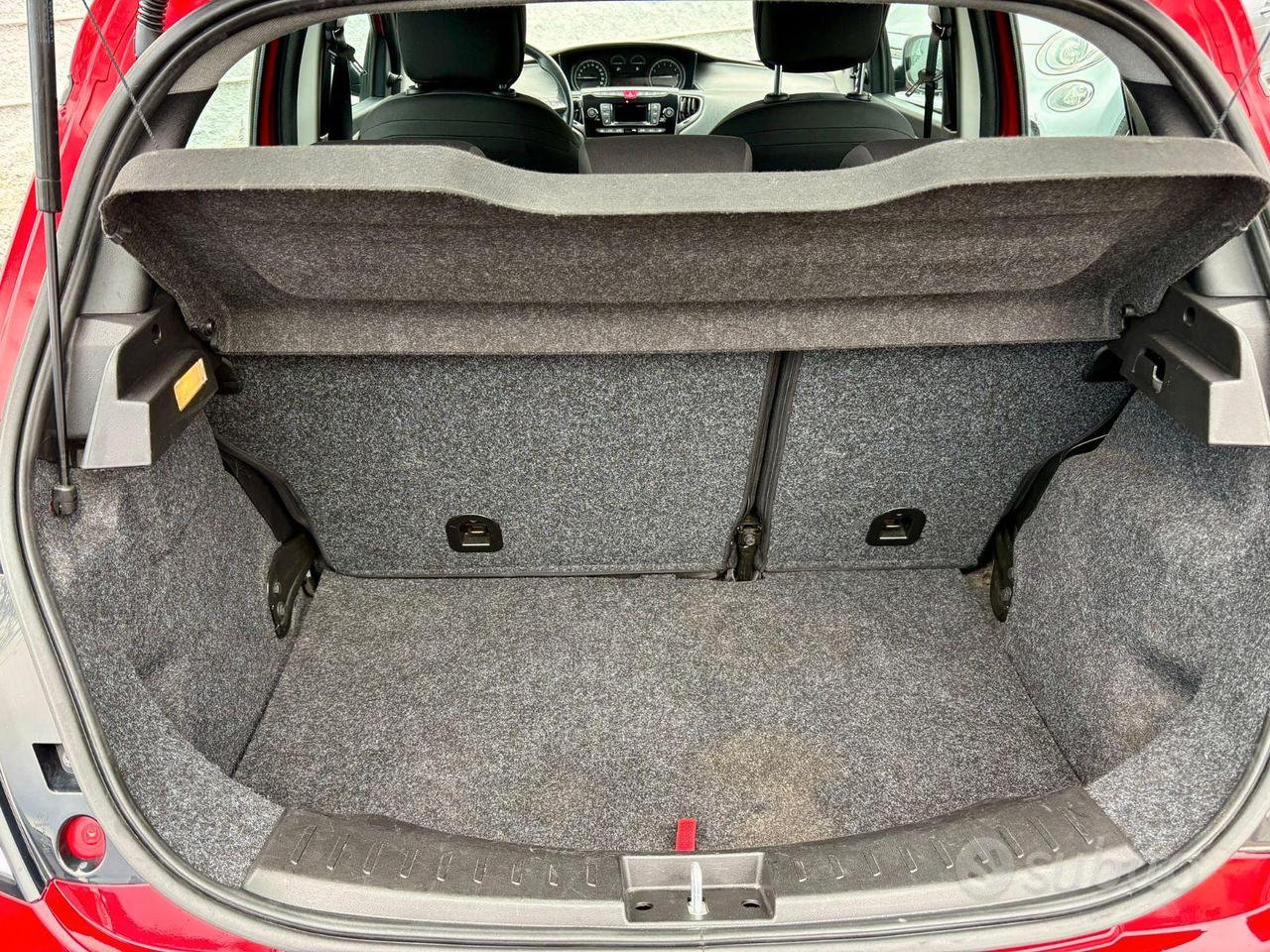 LANCIA Y 1.0 Benz/Hybrid Ecochic 99.000 KM!!! 70cv