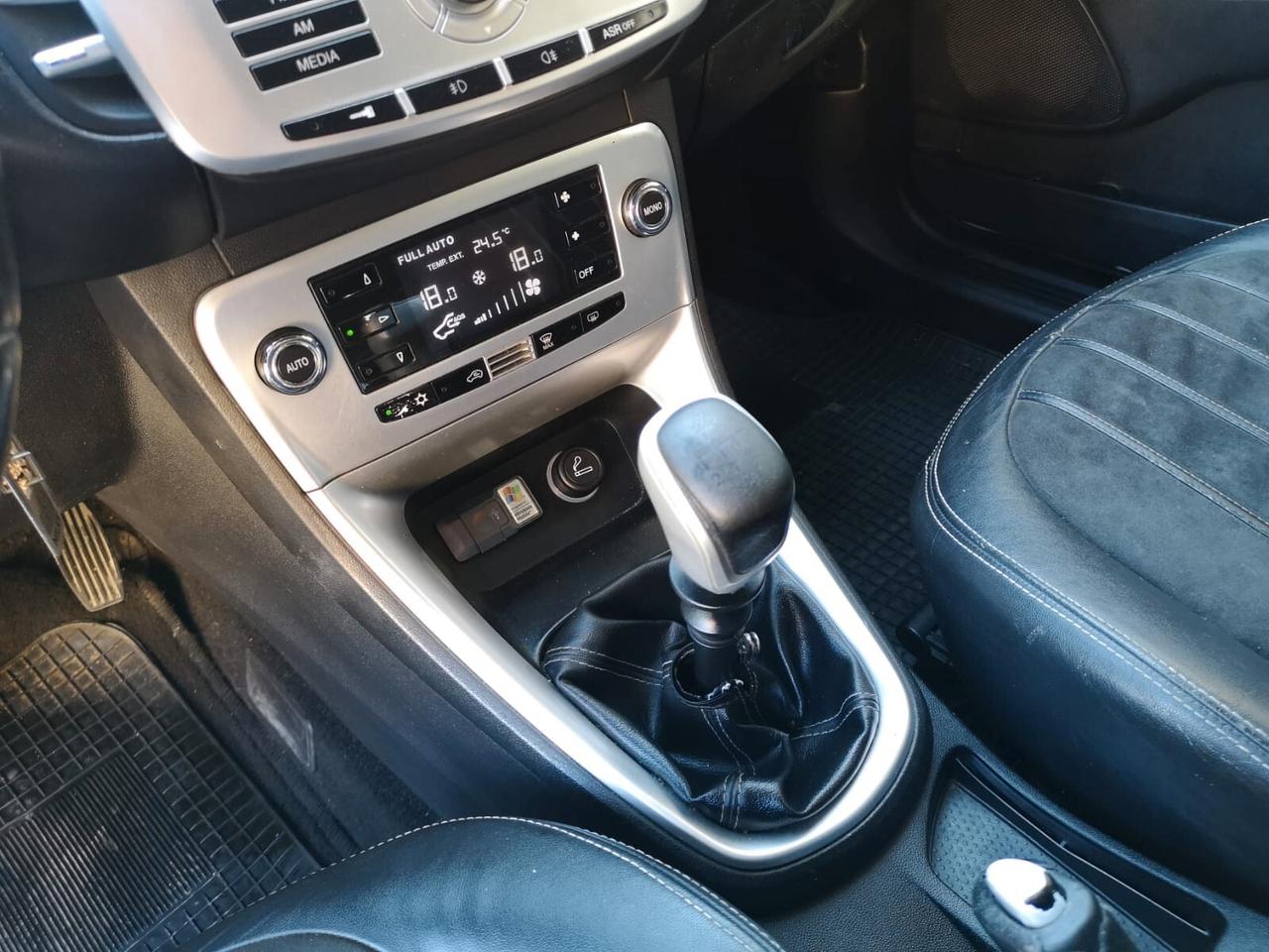 Lancia Delta 1.6 MJT 120 CV DPF Platino