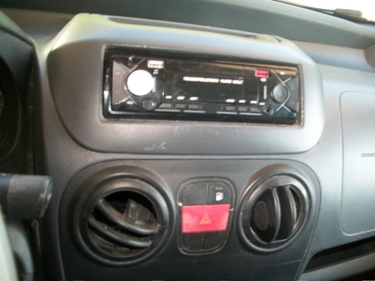 Fiat FIORINO CC 1400 BENZINA E METANO KM 159800 GARANZIA UN ANNO