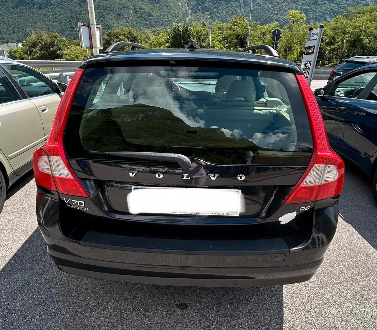 Volvo V70 2.4 D5 AWD Summum