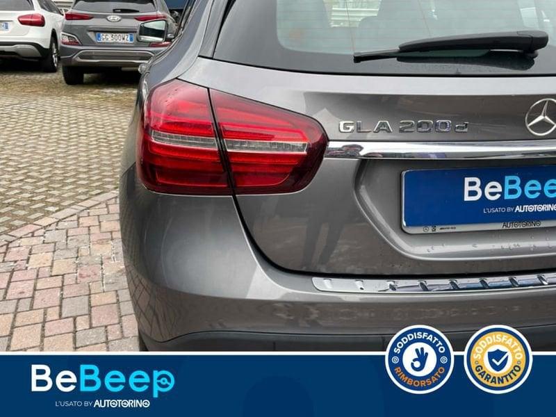 Mercedes-Benz GLA 200 D SPORT 4MATIC AUTO