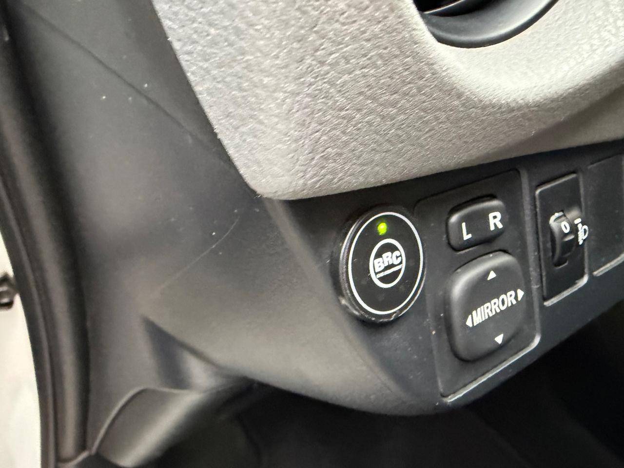 Toyota Yaris 1.0 3 porte Cool GPL