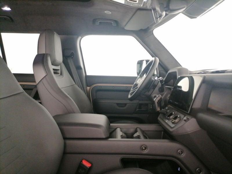 Land Rover Defender Defender 110 4.4 V8 mhev Octa awd 635cv auto