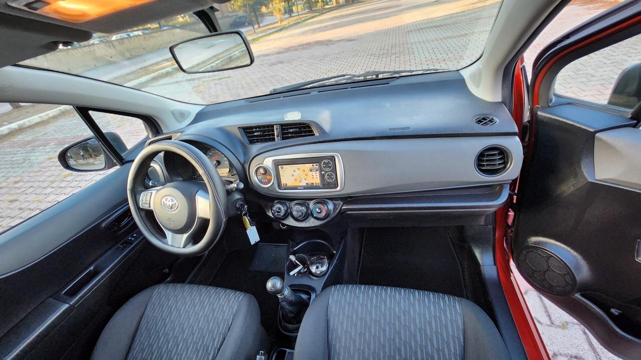 Toyota Yaris 1.4 D-4D 3 porte Lounge