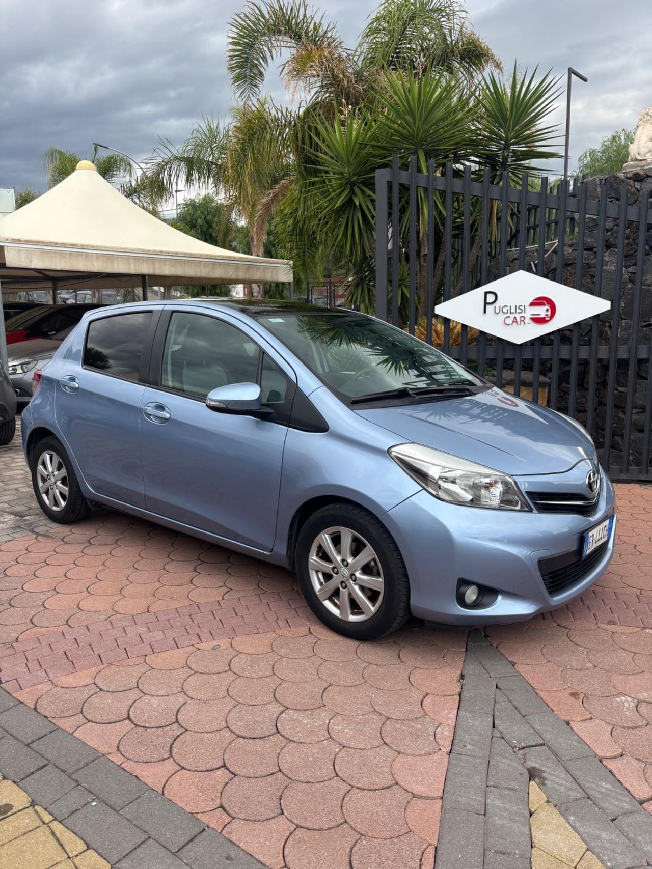 Toyota Yaris 1.4 D-4D 5 porte Lounge