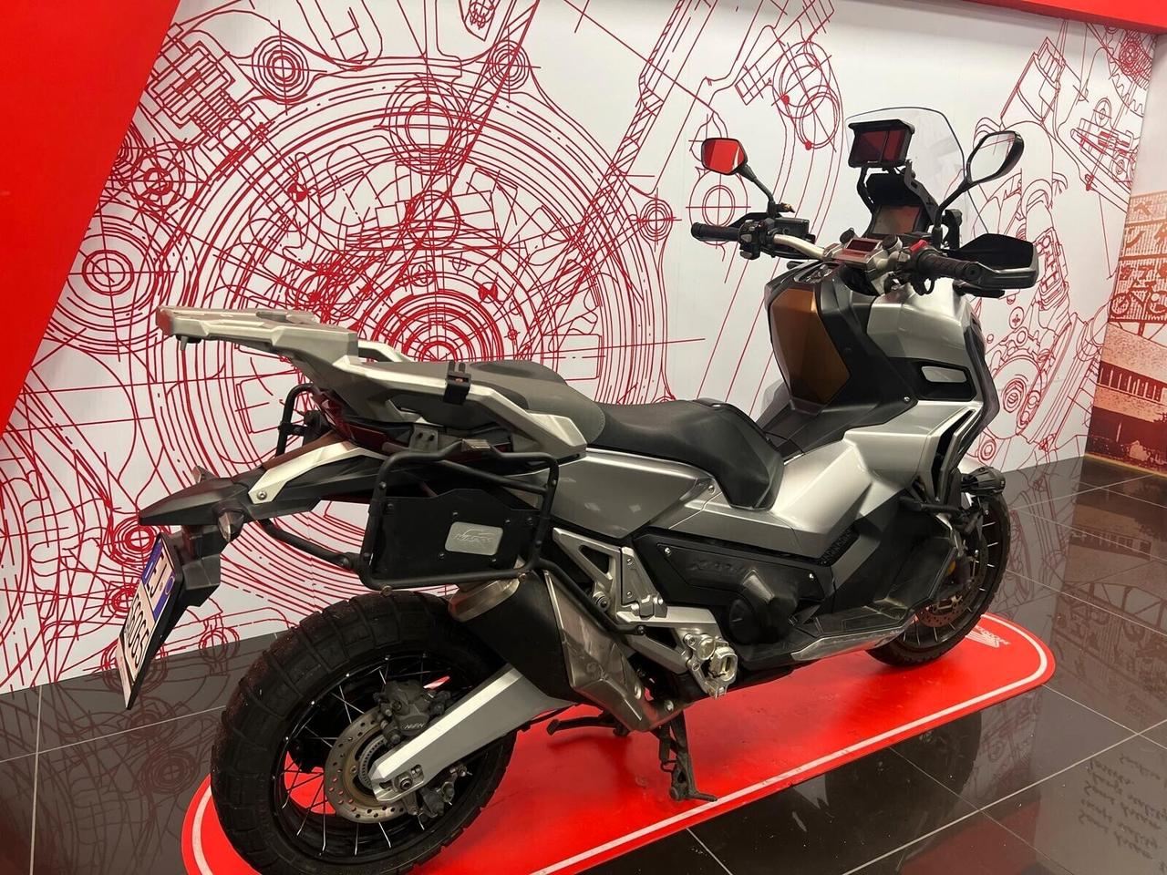 Honda X-ADV 750 - 2017 - Super accessoriato