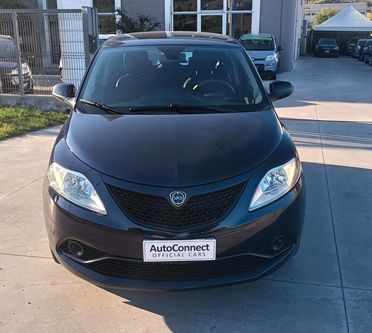 Lancia Ypsilon 1.2 69 CV 5 porte GPL Ecochic Gold