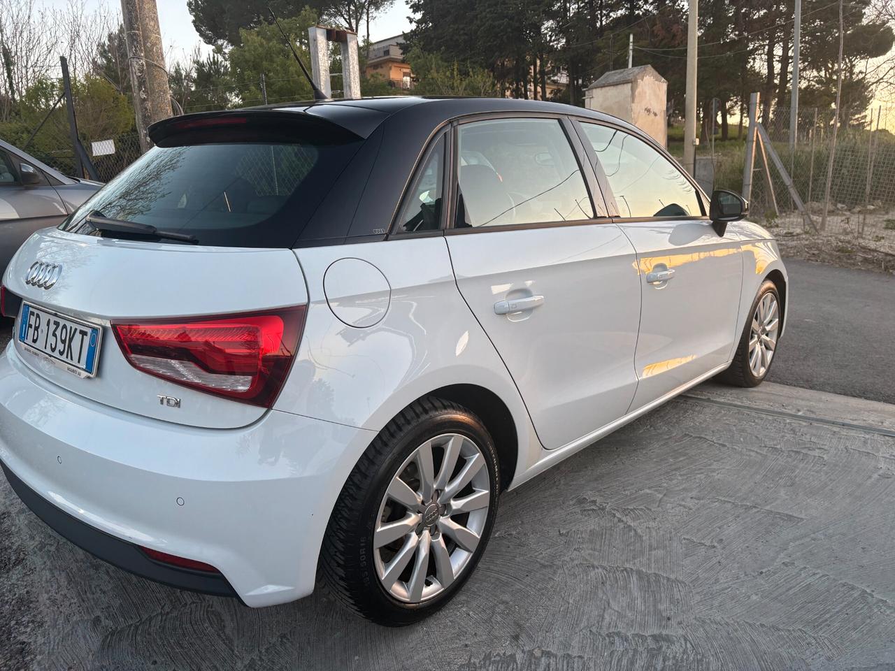 Audi A1 Sline 1.6 TDI 116 CV Metal plus