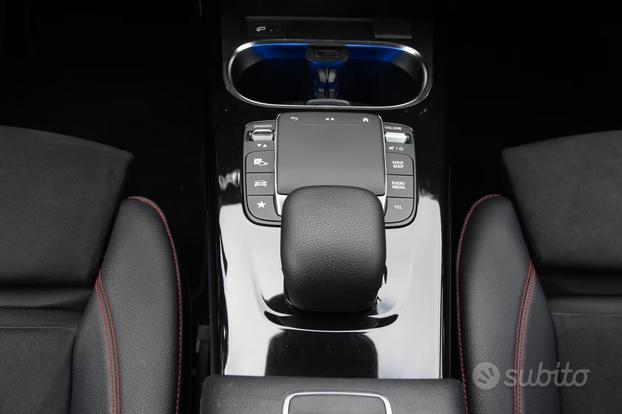 Mercedes-benz A 180 A 180 AMG NAVI LED VIRTUAL AMB