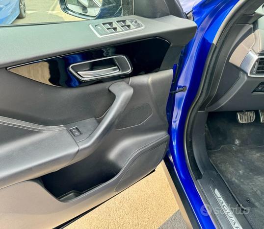 JAGUAR F-Pace 2.0 D 180 CV aut. R-Sport