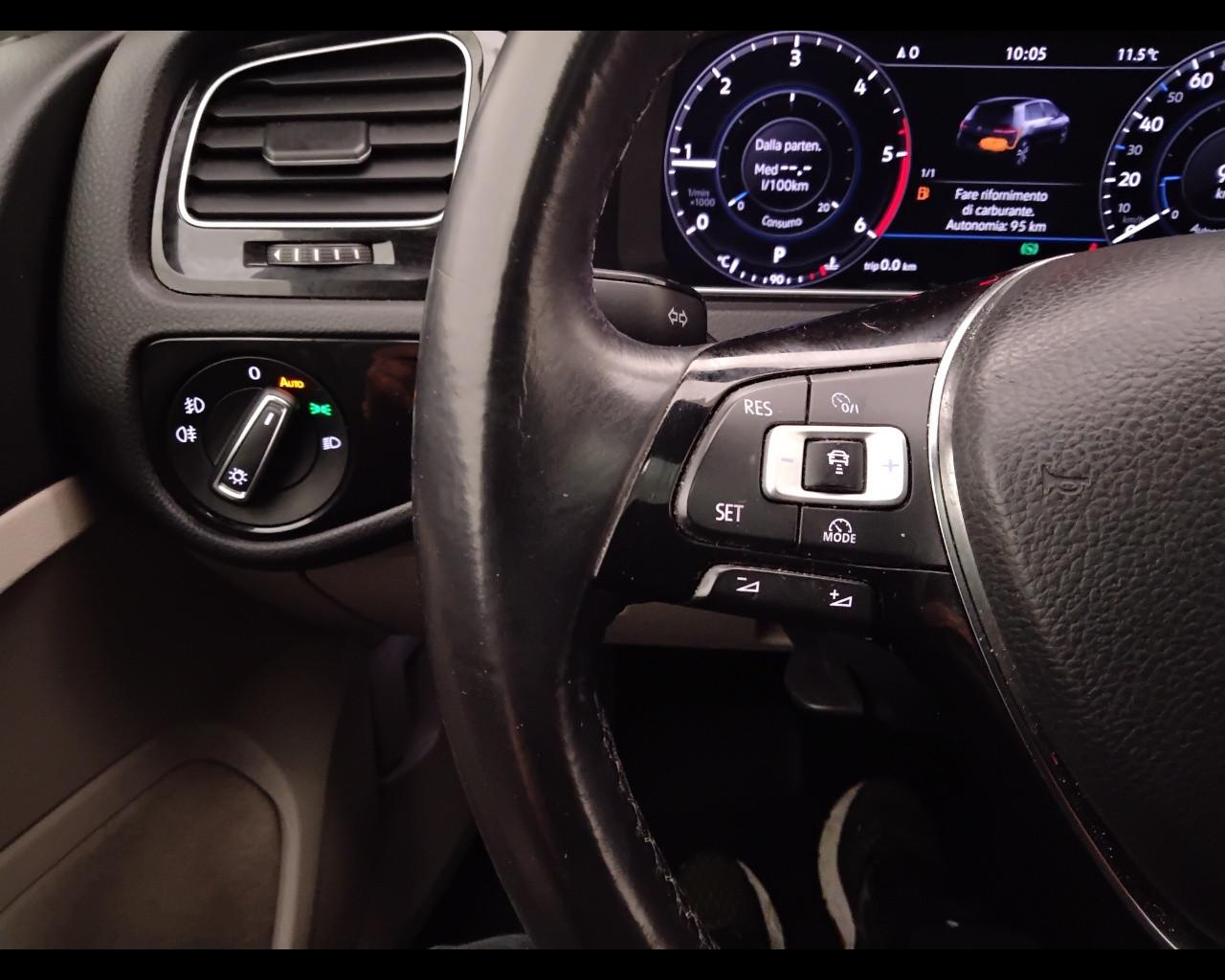 VOLKSWAGEN Golf VII 2017 5p - Golf 5p 1.6 tdi Executive 115cv dsg