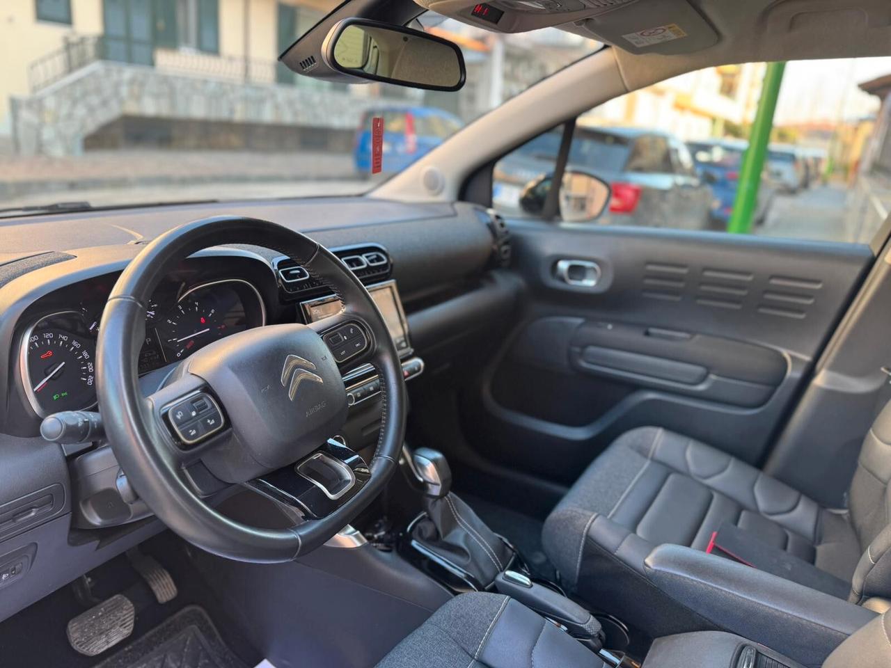 Citroen C3 Aircross BlueHDi 120 EAT6 S&S Shine Pack