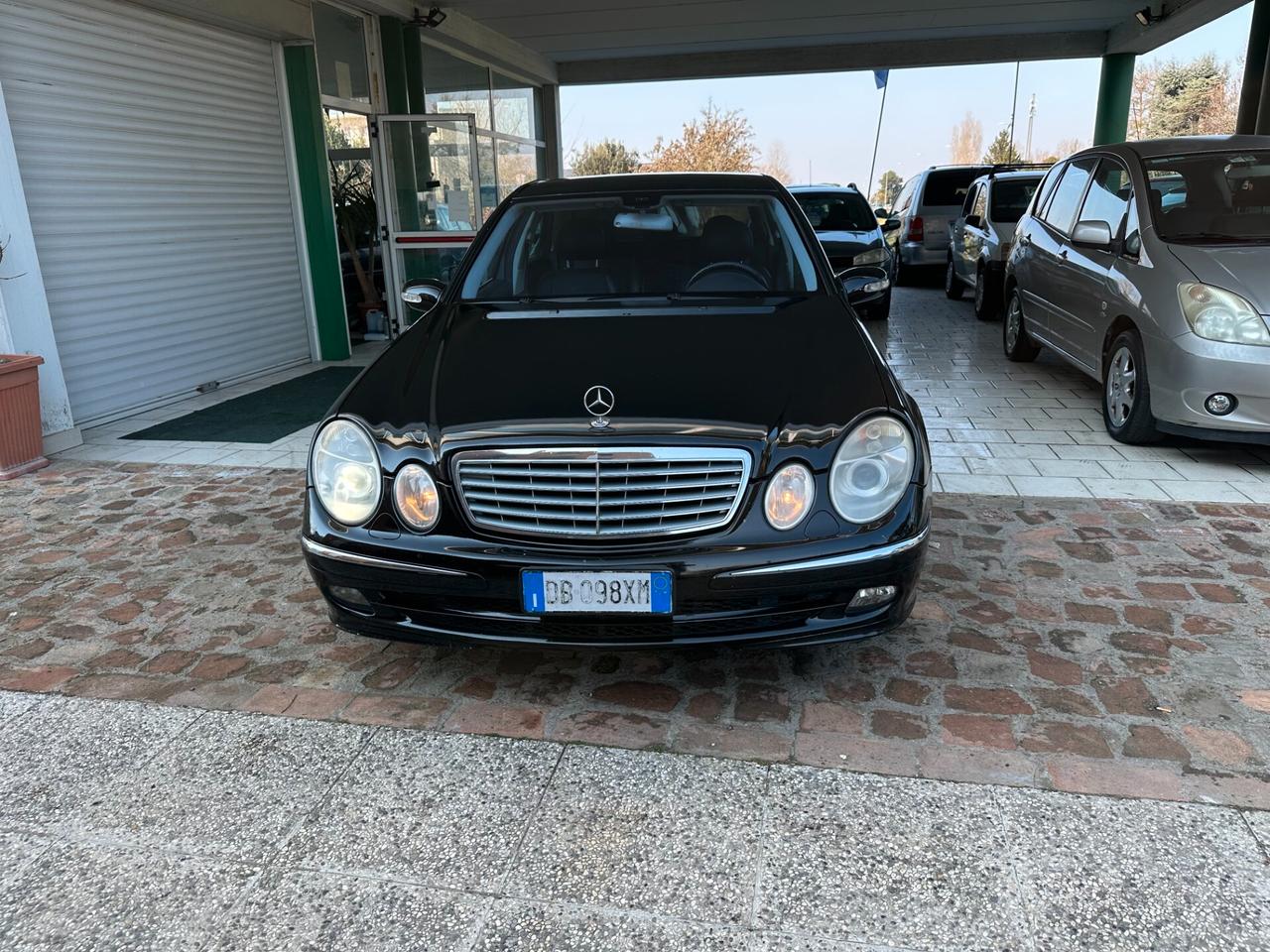 Mercedes-benz E 280 CDI Avantgarde (12 RATE)