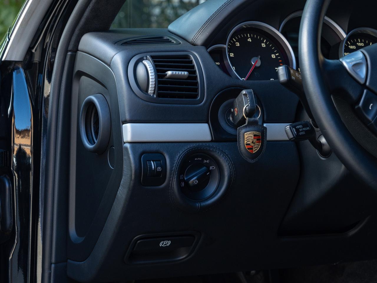 Porsche Cayenne 4.5 cat Turbo