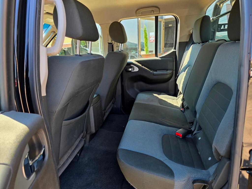 Nissan Navara 2.5 dCi 190CV "LE"