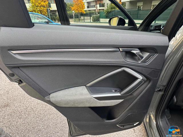 AUDI Q3 SPB 35 TDI S tronic S line edition