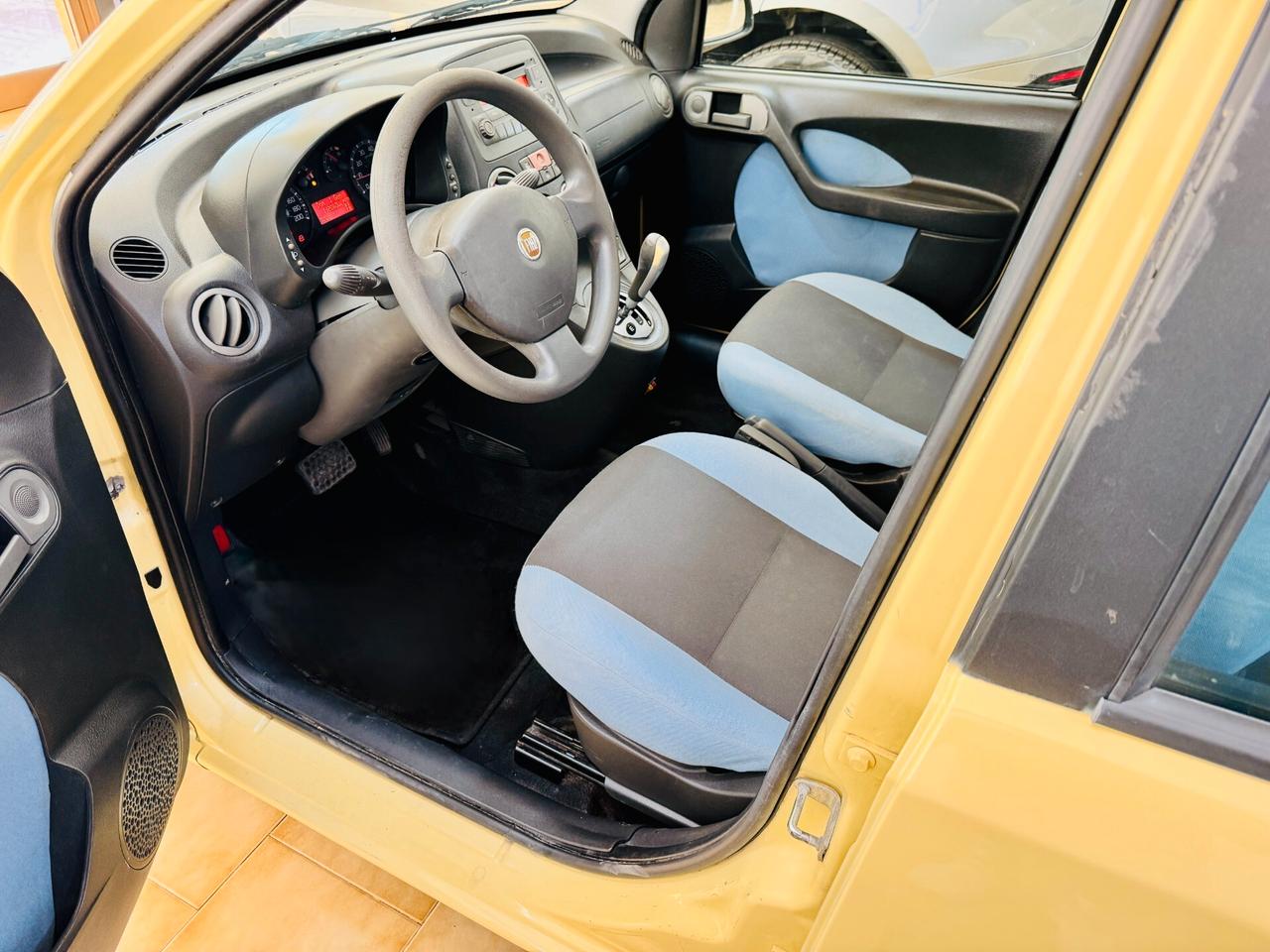 Fiat Panda 1.2 Dynamic 60Cv AUTOMATICA / Tetto Apribile