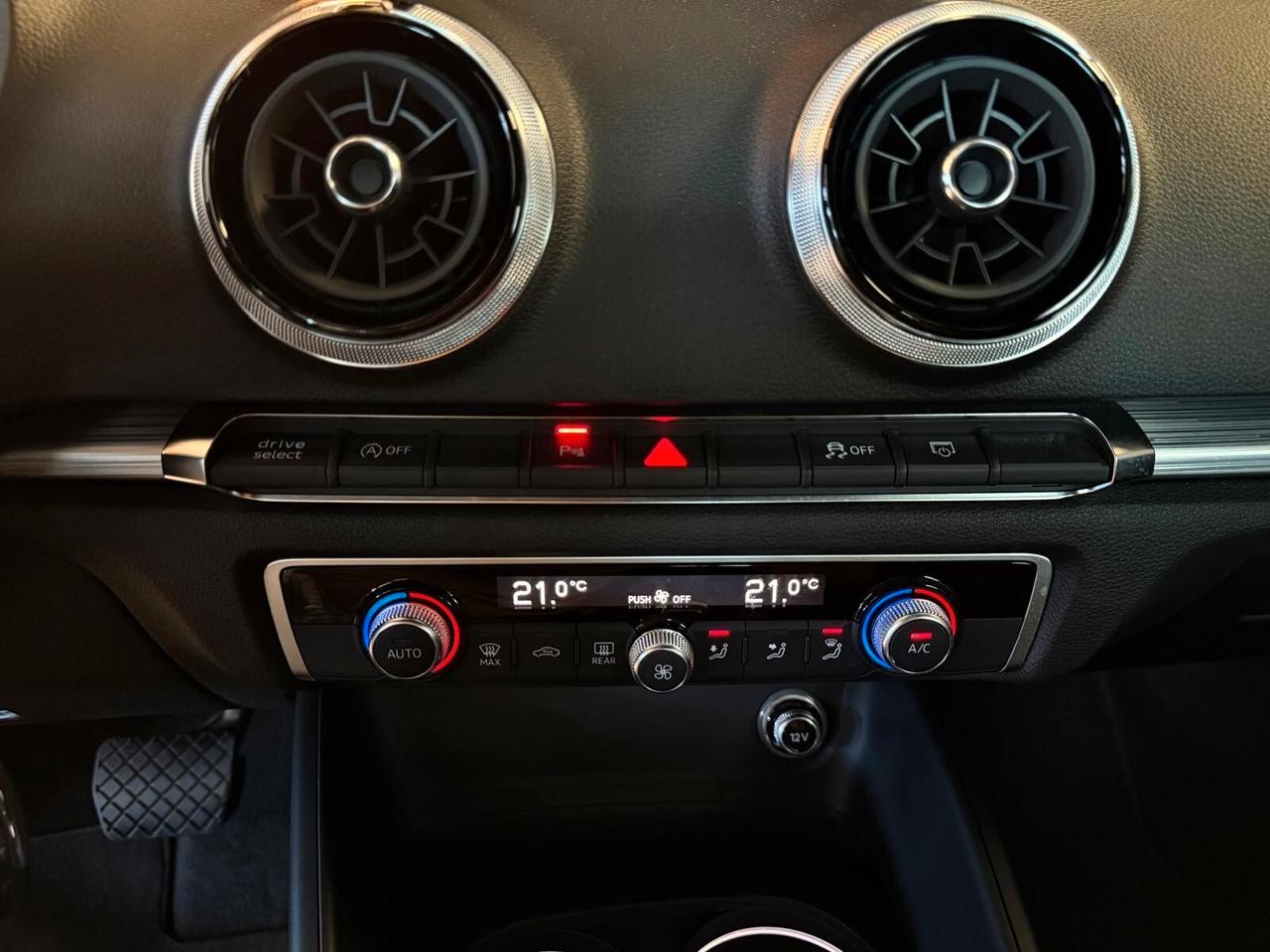 Audi A3 SPB 1.6 TDI 116 CV S tronic S-LINE