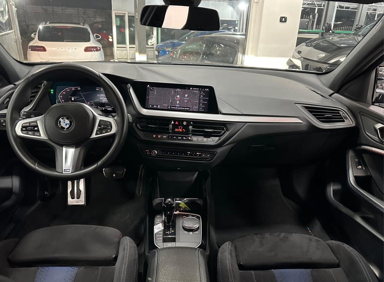 Bmw 118 118d 5p. Msport