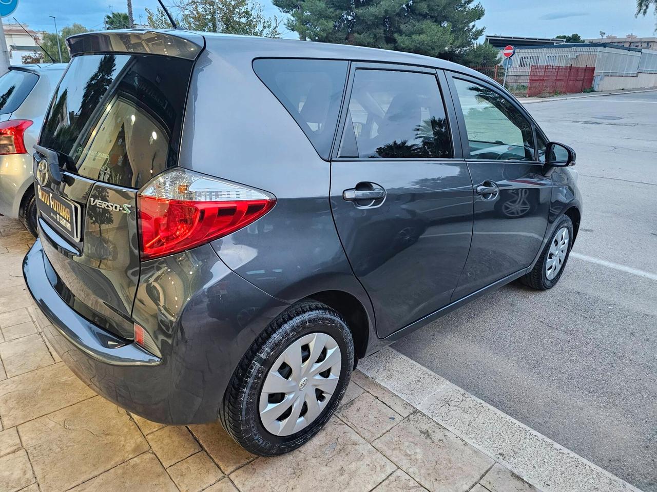 TOYOTA VERSO-S 1.3 VTI 100CV ACTIVE