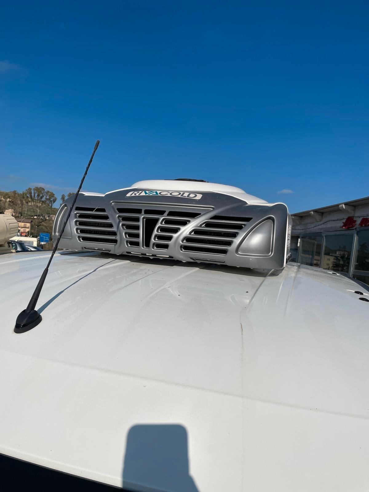 Fiat Doblo 1.6 MJT 120CV Maxi 3 posti AUTONEGOZIO unico proprietario