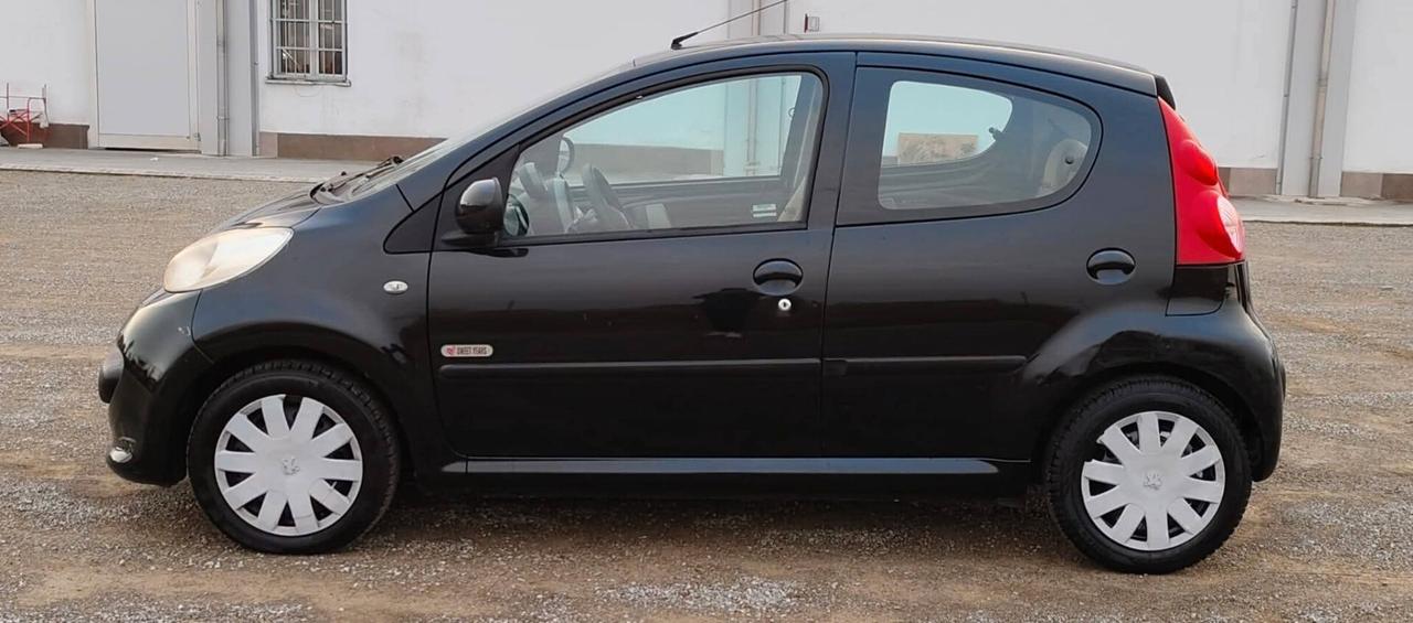 Peugeot 107 1.0 68CV 5p. Desir