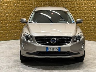 Volvo XC 60 XC60 D4 AWD Geartronic R-design Momentum