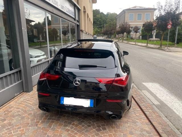 Mercedes Benz CLA 35 AMG 4Matic Shooting Brake