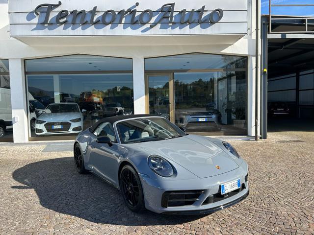 PORSCHE 911 Carrera 4 GTS Cabriolet