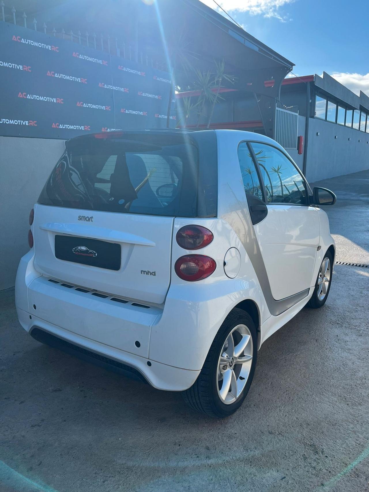 Smart ForTwo 1000 52 kW MHD coupé passion