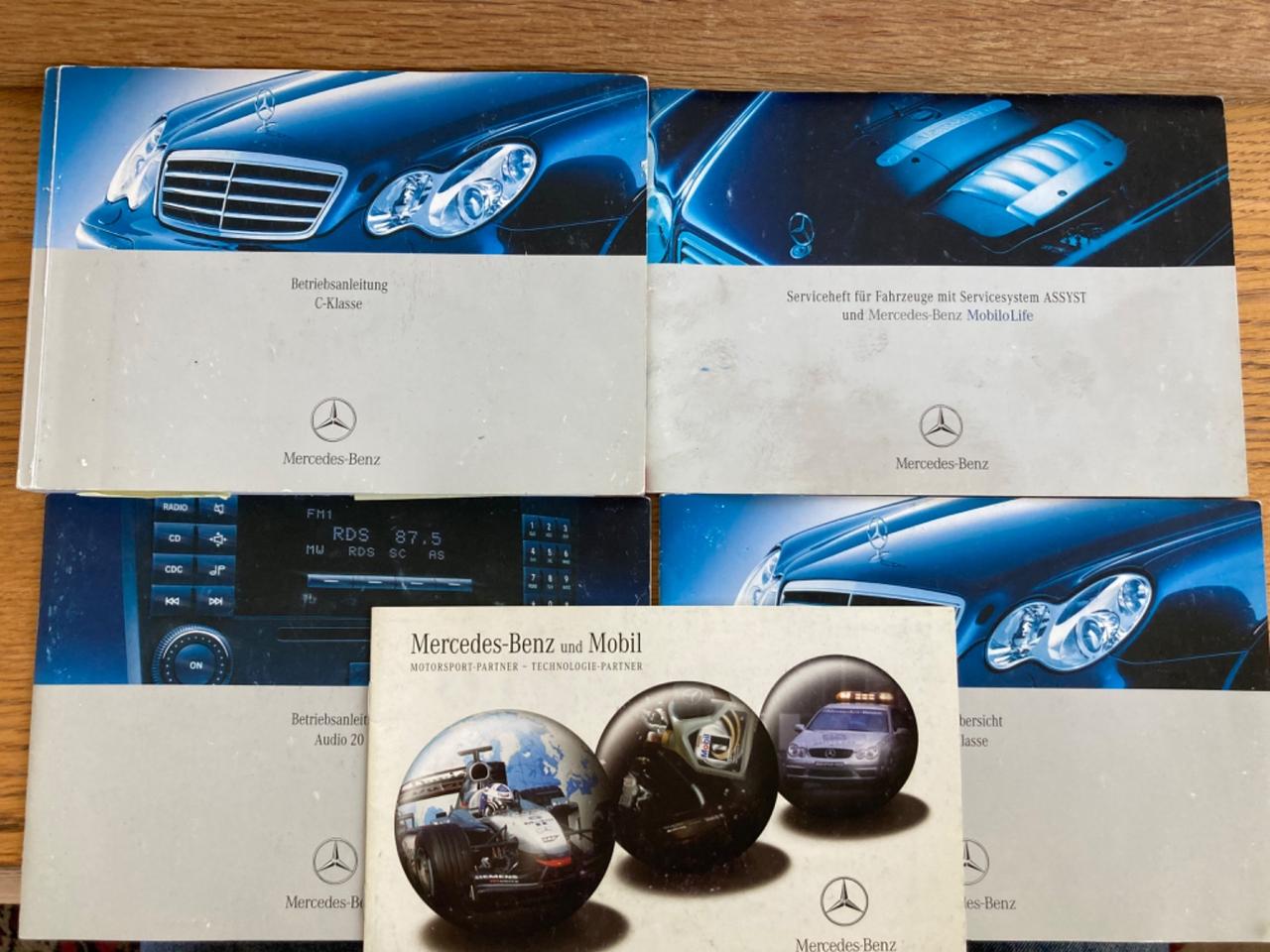 MERCEDES C BERLINA (GANCIO TRAINO) DA VETRINA