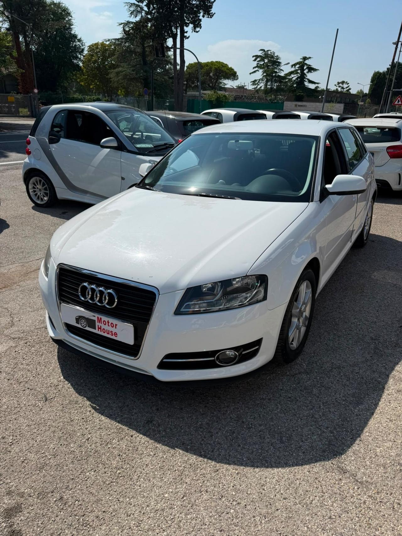 Audi A3 SPB 1.6 TDI 105 CV CR Ambiente