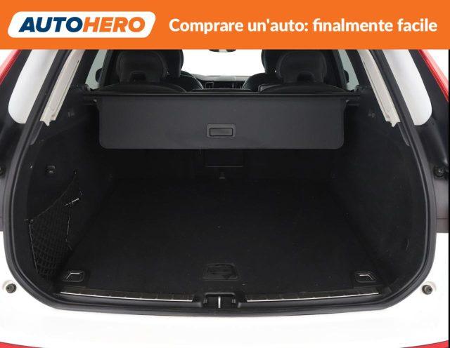 VOLVO XC60 B5 (d) AWD automatico Ultimate Dark
