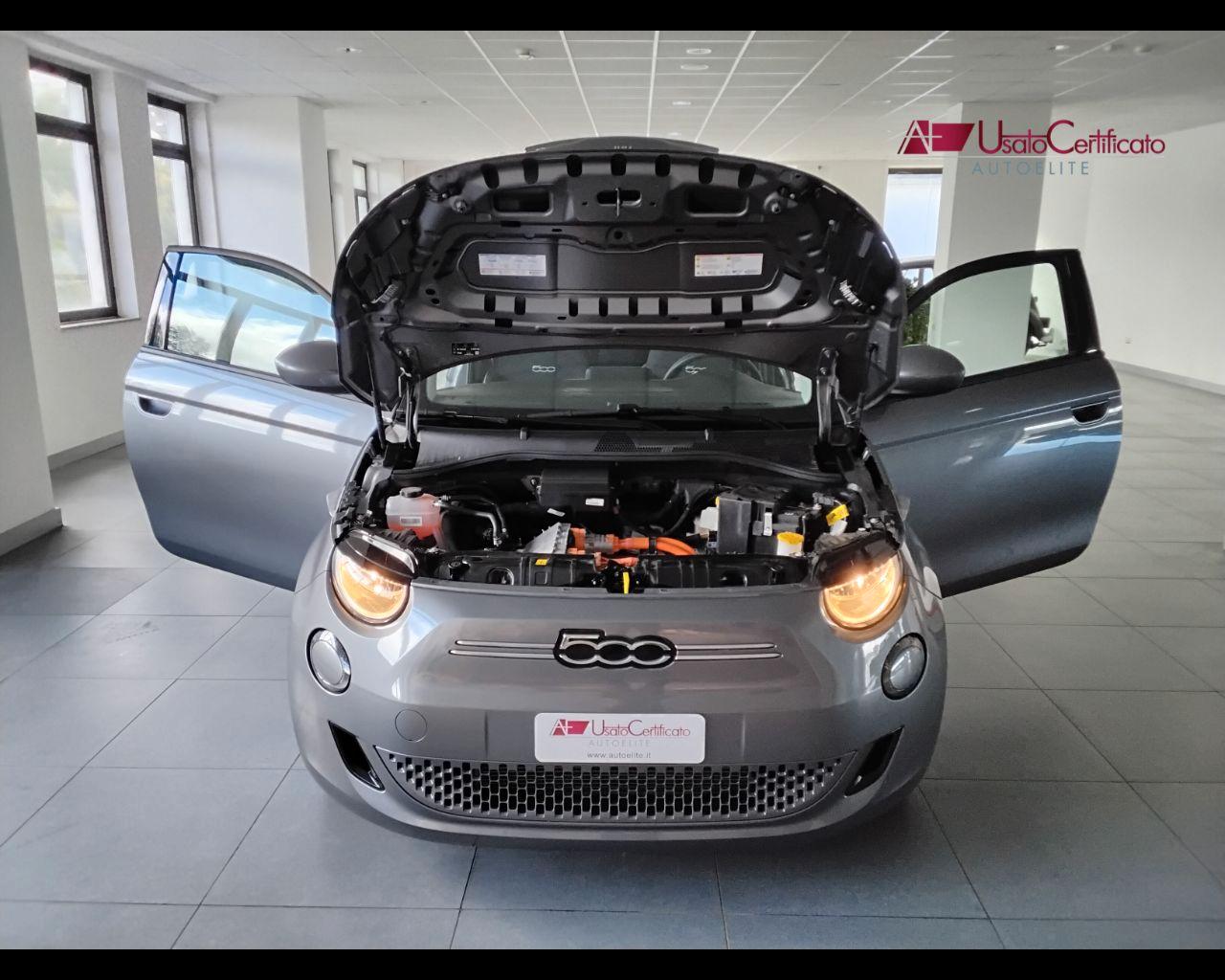 FIAT 500 (2020-->) - 500e Action Berlina 23,8 kWh 190KM