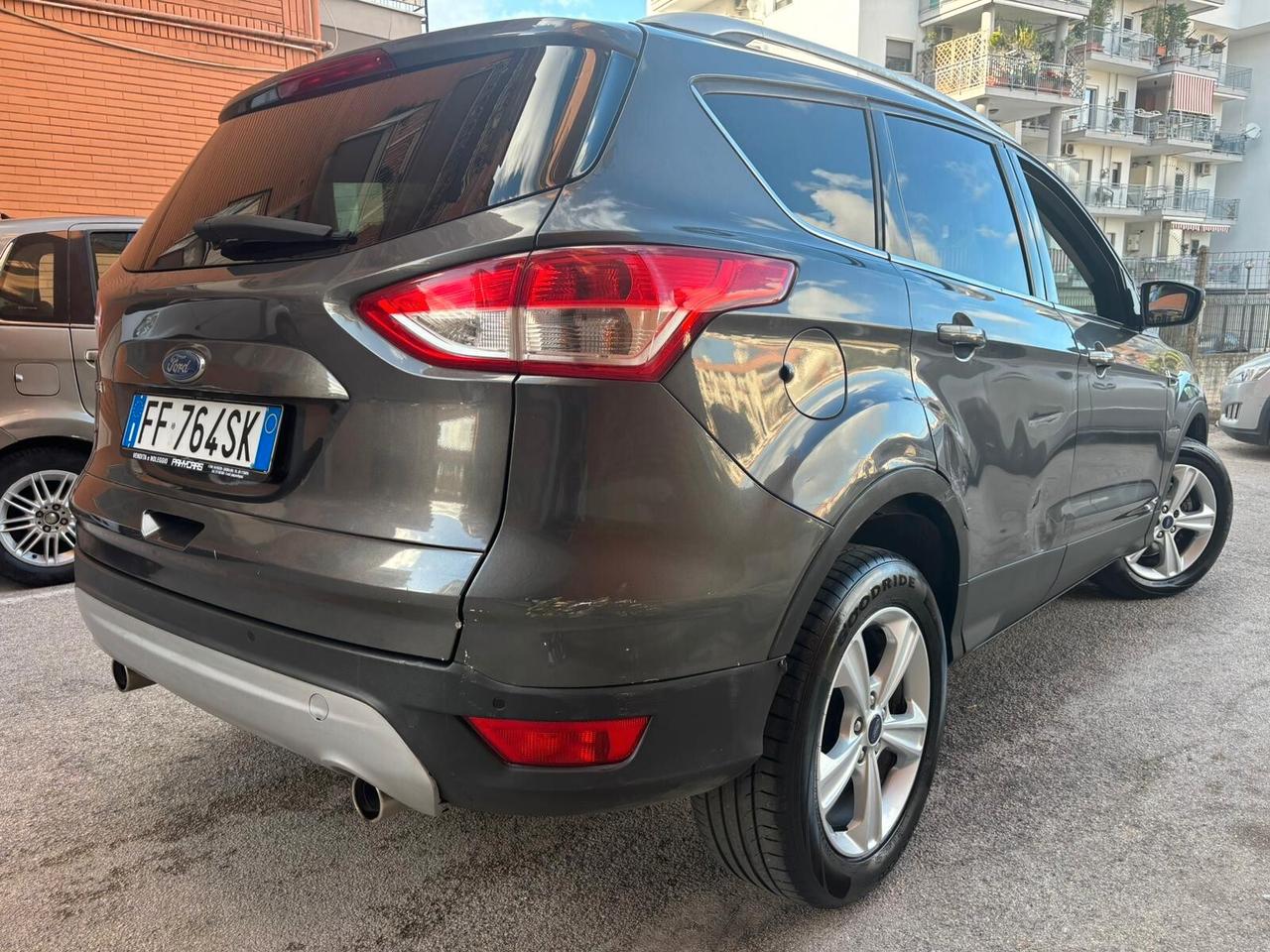 Ford Kuga 2.0 TDCI 120 CV SES 2WD TITANIUM BUSINESS