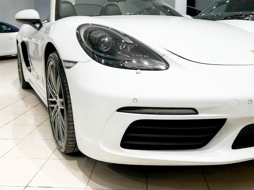 Porsche 718 Spyder Boxster 2.0 T