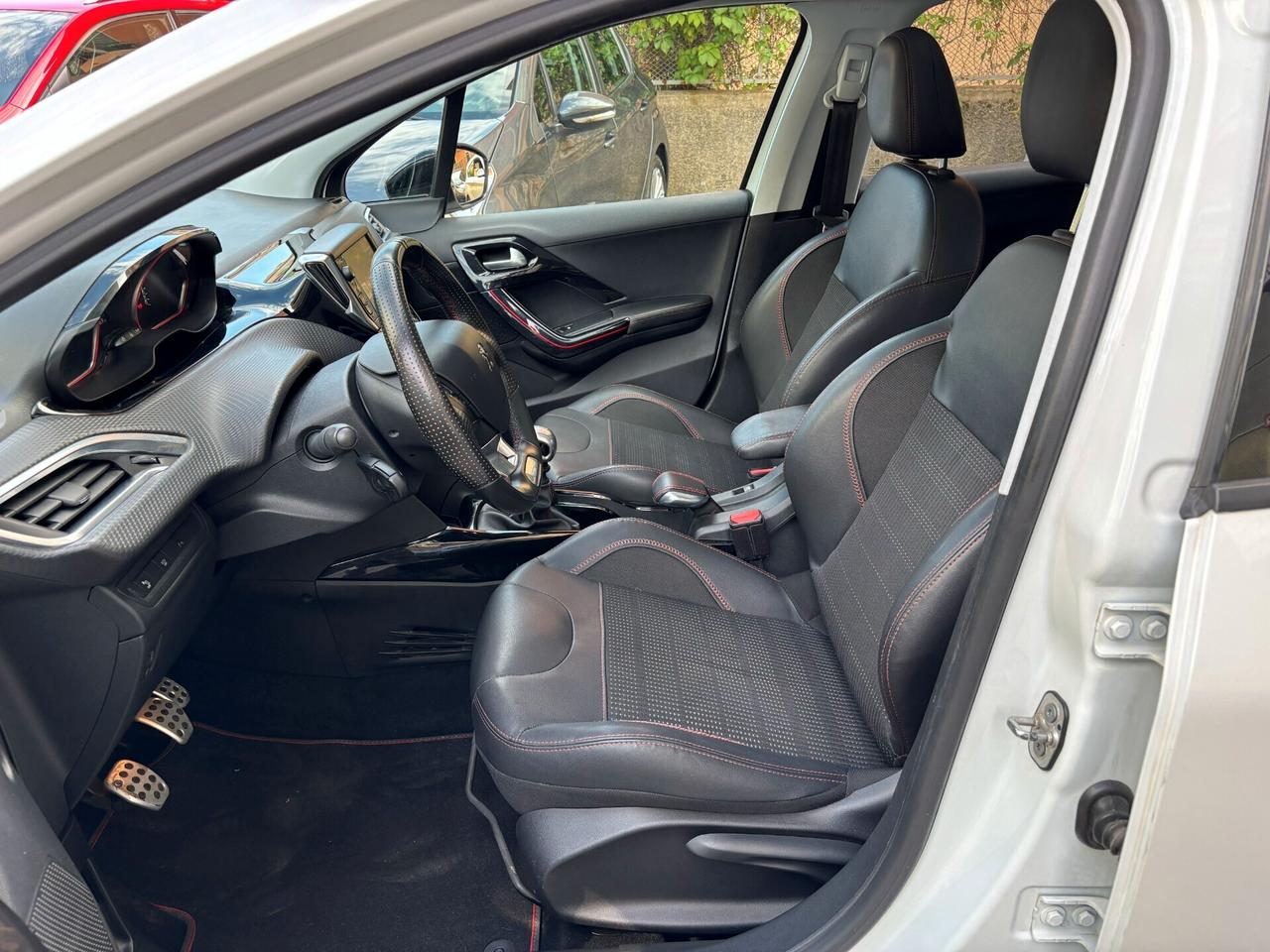 Peugeot 2008 BlueHDi 120 S&S GT Line