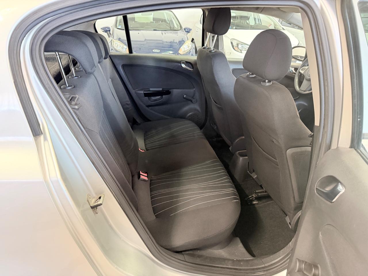 Opel Corsa 1.2 80CV 5 porte GPL-TECH Edition