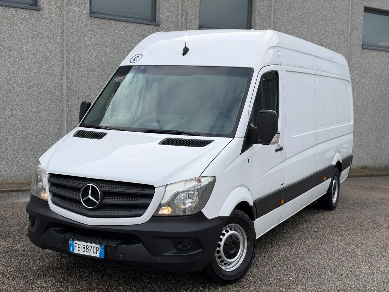Mercedes Sprinter 319 3.0 V6 Bluetec Automatico