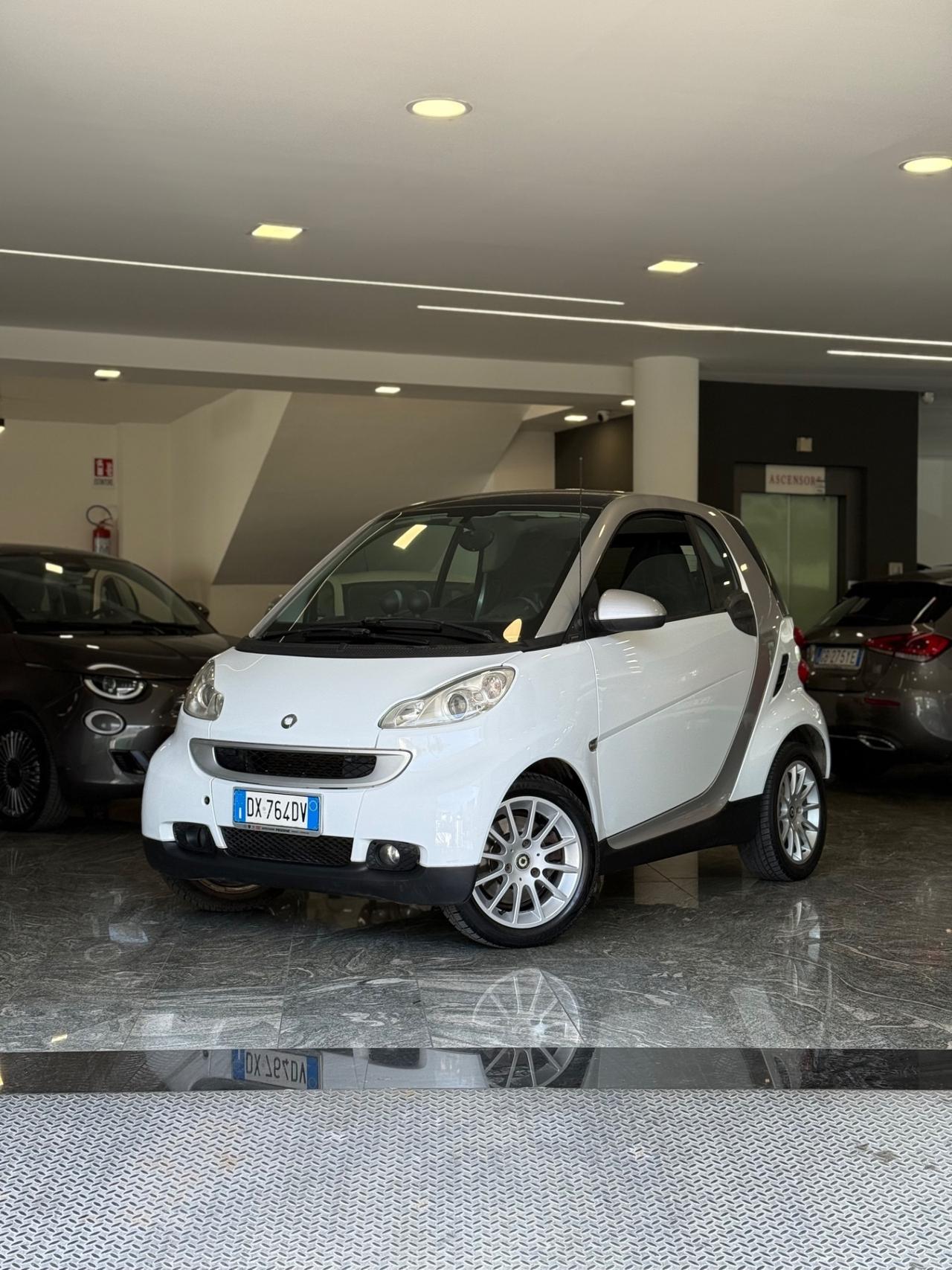 Smart ForTwo 1000 52 kW coupé passion