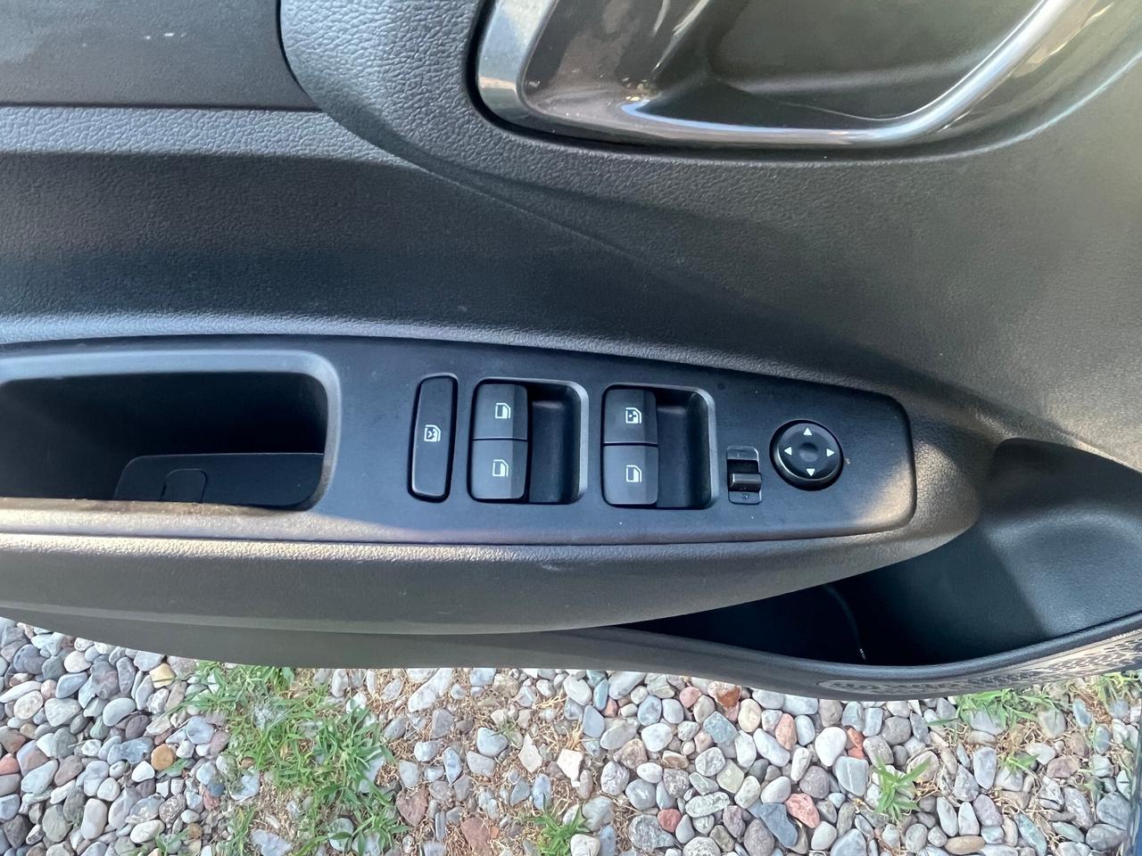 Hyundai i10 1.0 MPI AT Connectline 02/2025 Si Permuta