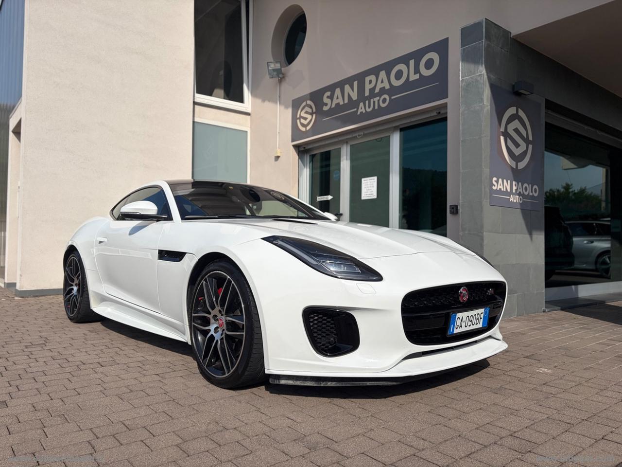 JAGUAR F-Type 2.0 aut. Coupé Chequered Flag