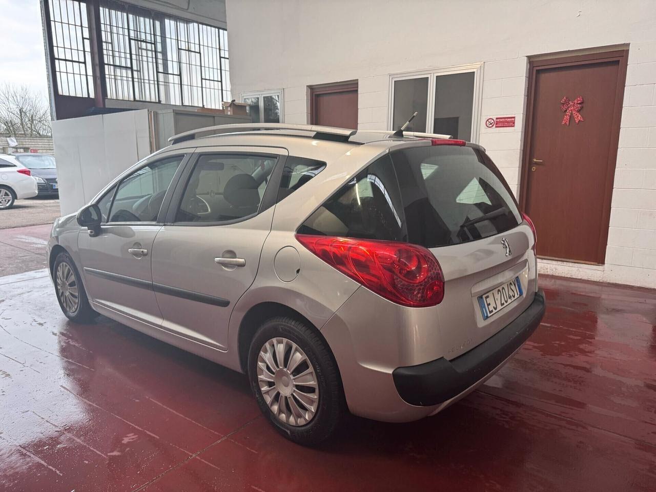 Peugeot 207 1.4 VTi 95CV SW Sweet Years GPL NEOPAT