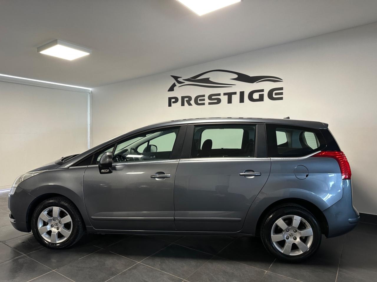 Peugeot 5008 1.6 HDi 112CV MULTISPAZIO UNIPRO