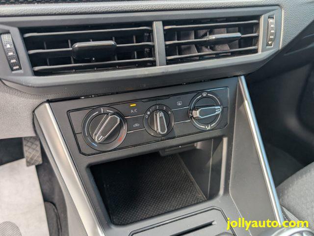 VOLKSWAGEN Taigo 1.0 TSI 110 CV Life - OK NEOPATENTATI