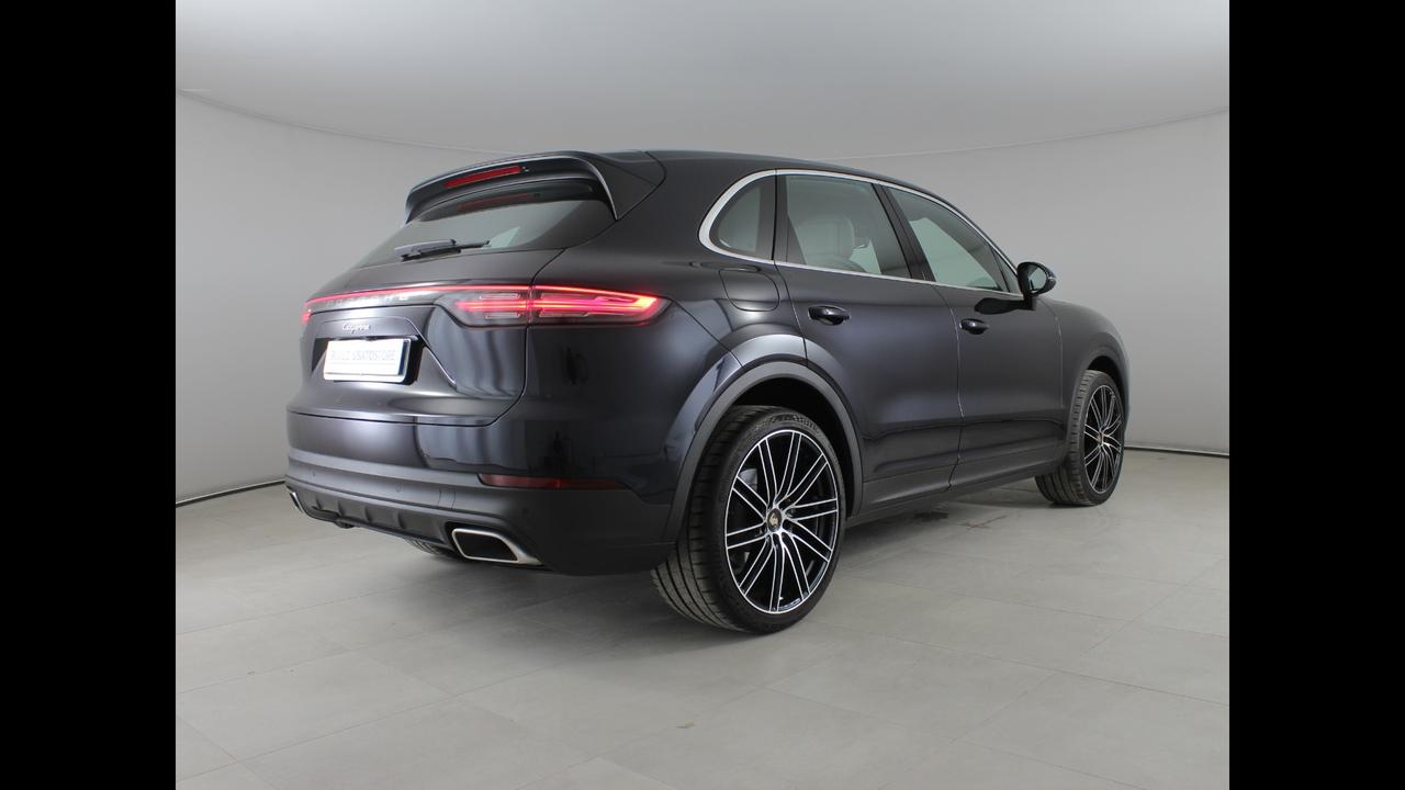 PORSCHE Cayenne III 2018 - Cayenne 3.0 tiptronic