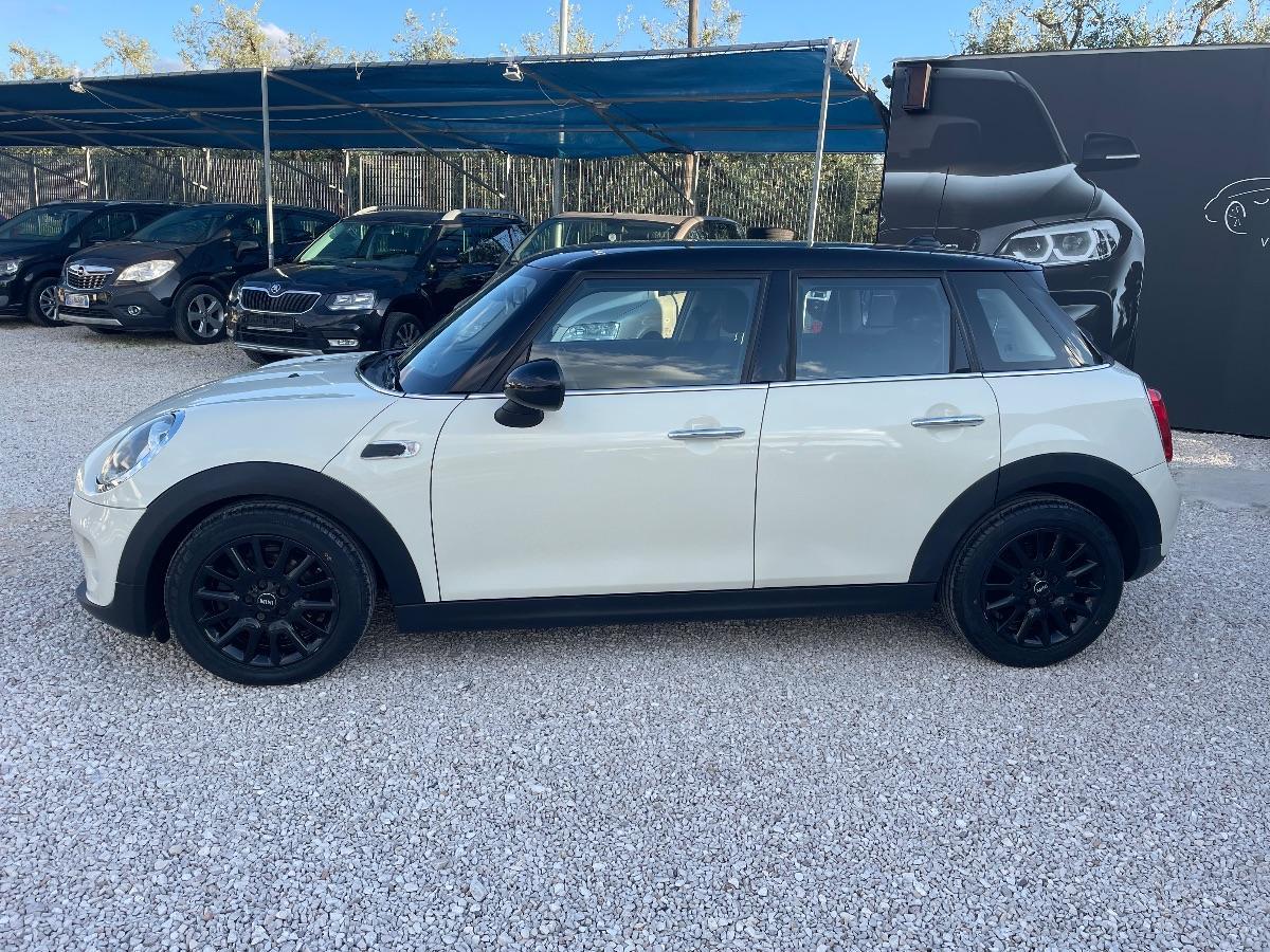 MINI - Mini - 1.5 Cooper D Business XL