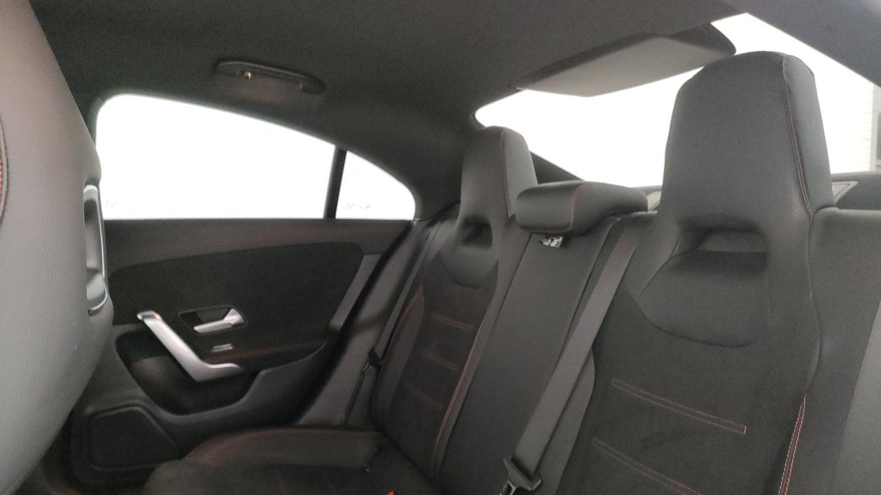 Mercedes-Benz CLA Coupe - C118 - CLA Coupe 200 d Premium auto