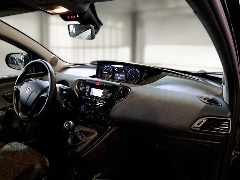 LANCIA YPSILON 1.0 FIREFLY 70 CV SES HYBRID SILVER 5 PORTE BERLINA