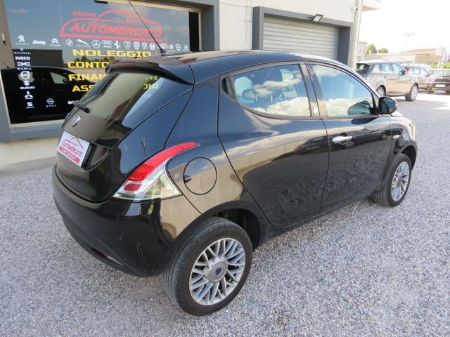 LANCIA Ypsilon 0.9 TwinAir Metano Ecochic Silver
